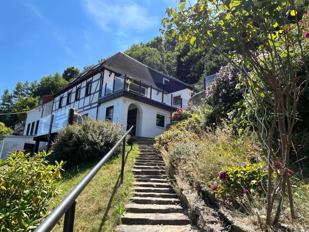 Saechsische-Schweiz-Ferienhaus-Wohnung-1-Mit-Elbblick-Sauna-Und-Kamin Konigstein an der Elbe Luaran gambar